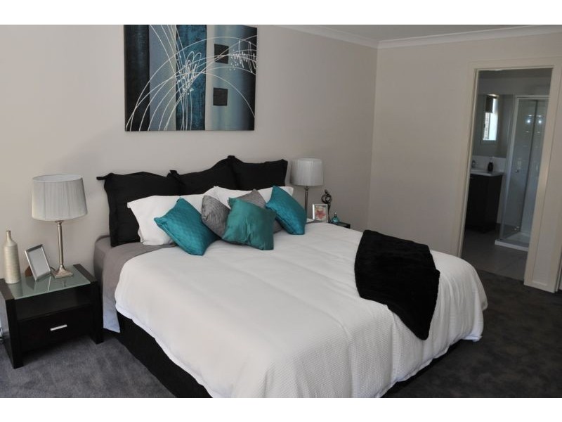6 Sundew Drive, Kangaroo Flat VIC 3555