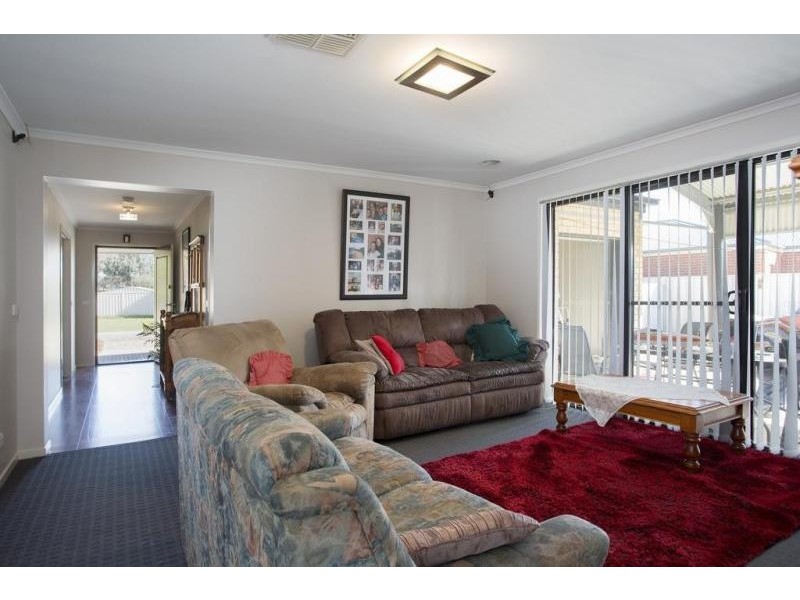 4 Ombana Court, Epsom VIC 3551