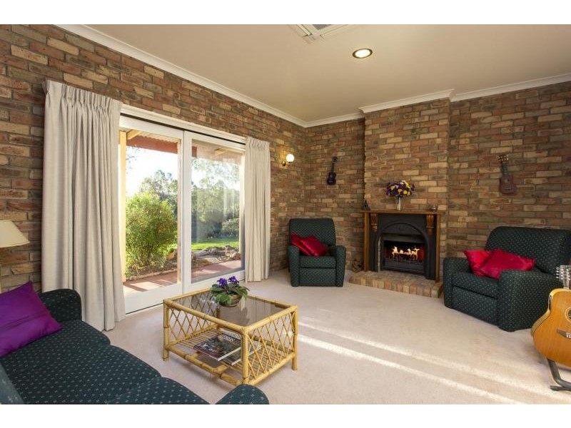 61 Claremont Place, Sedgwick VIC 3551