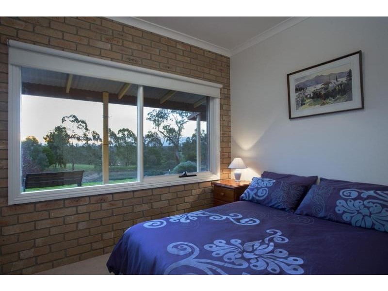 61 Claremont Place, Sedgwick VIC 3551