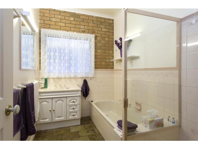 61 Claremont Place, Sedgwick VIC 3551