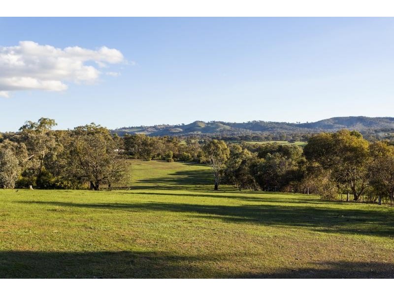 61 Claremont Place, Sedgwick VIC 3551