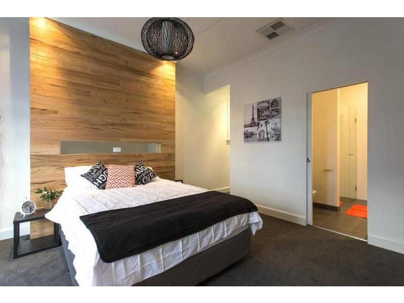 2 Percival Street, Quarry Hill VIC 3550