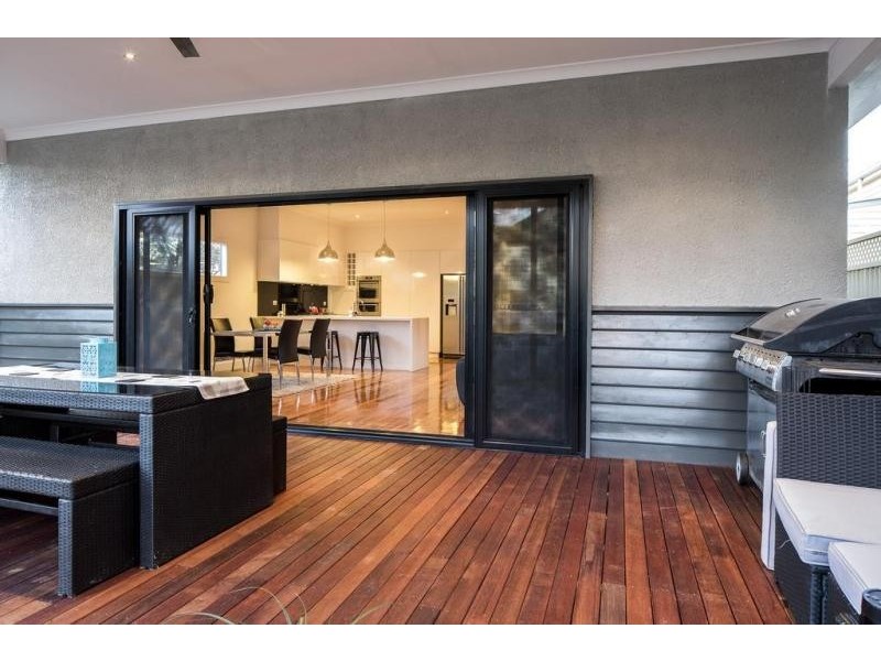 2 Percival Street, Quarry Hill VIC 3550