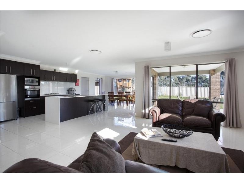 84 Bassett Drive, Strathfieldsaye VIC 3551