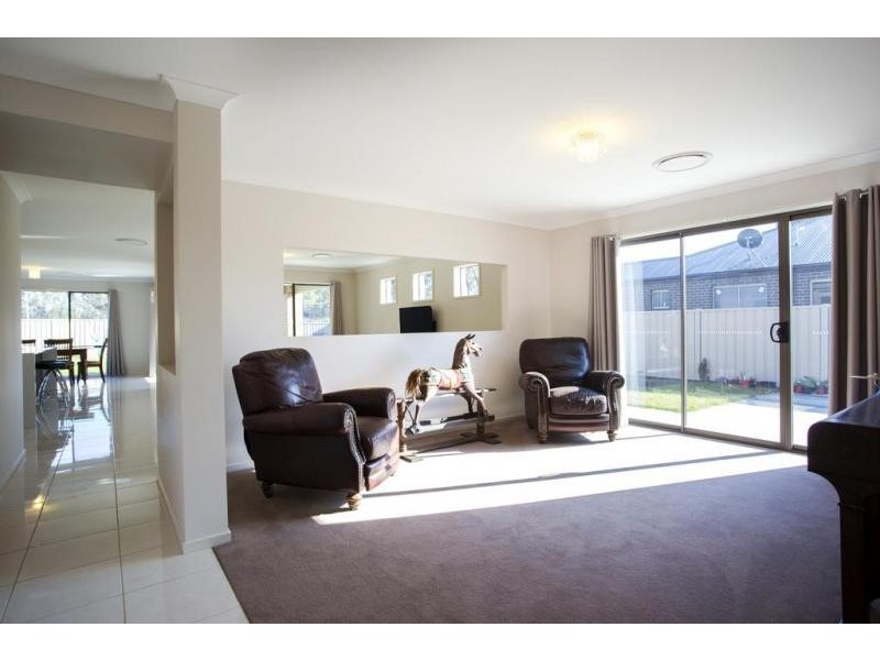 84 Bassett Drive, Strathfieldsaye VIC 3551