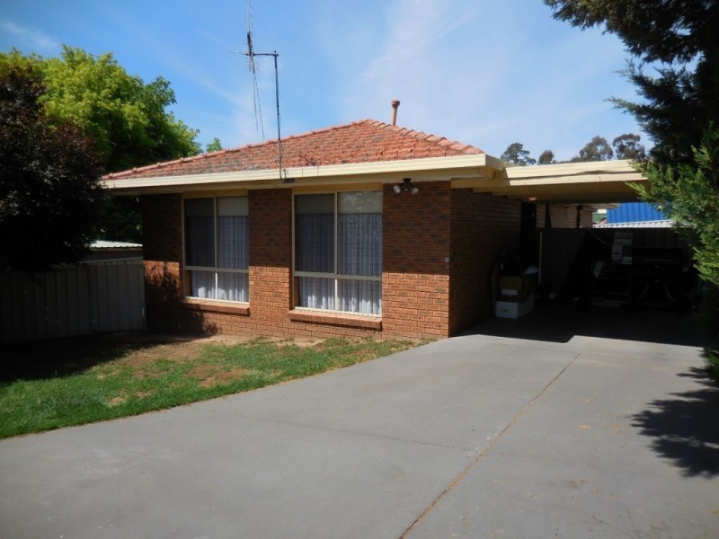 1/9 Patricia Court, Golden Square VIC 3555