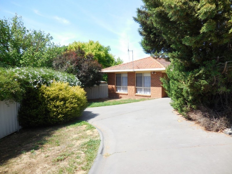 1/9 Patricia Court, Golden Square VIC 3555