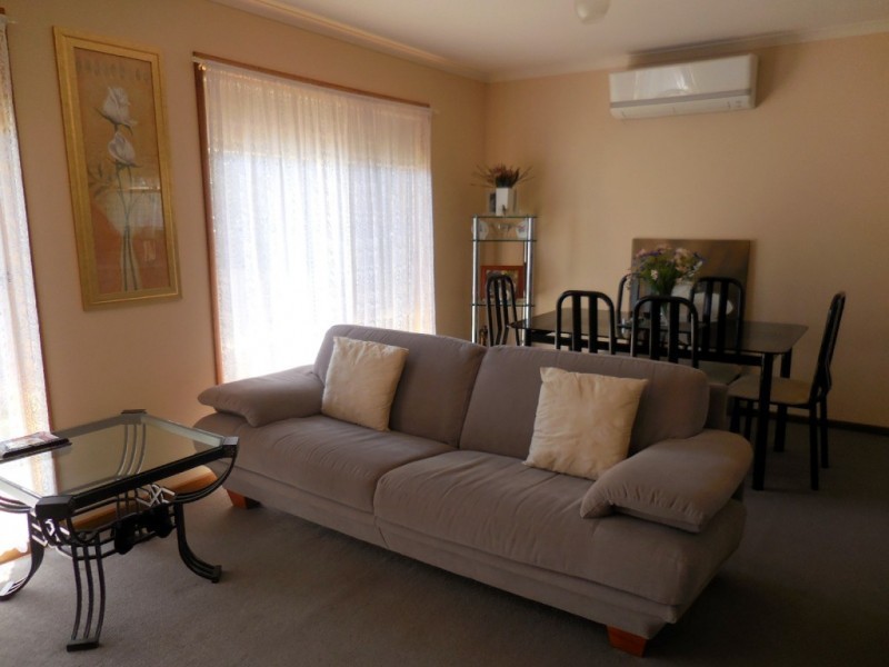 1/9 Patricia Court, Golden Square VIC 3555
