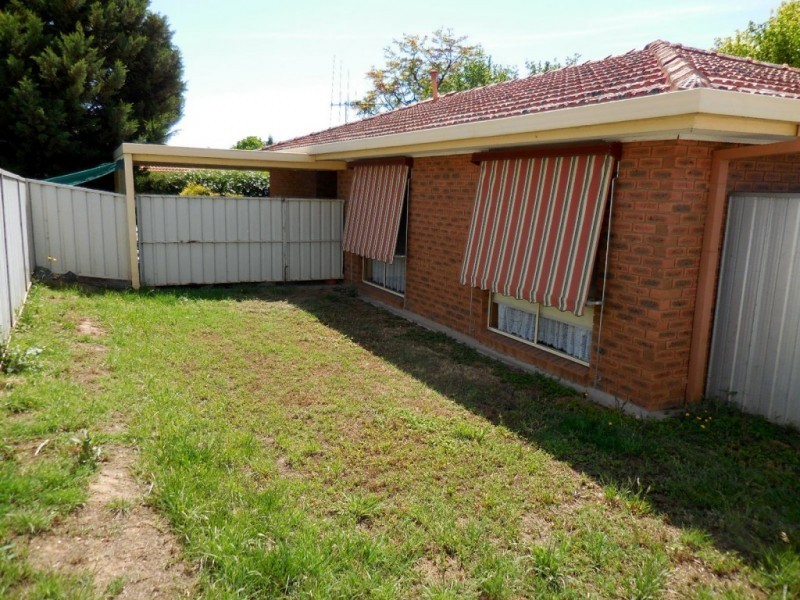 1/9 Patricia Court, Golden Square VIC 3555