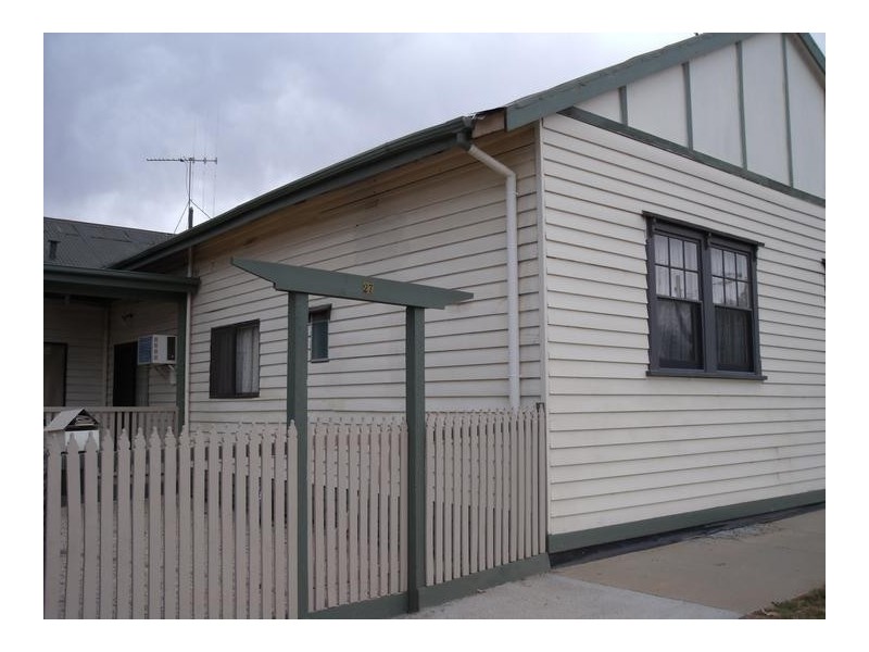 27 Milroy Street, Bendigo VIC 3550