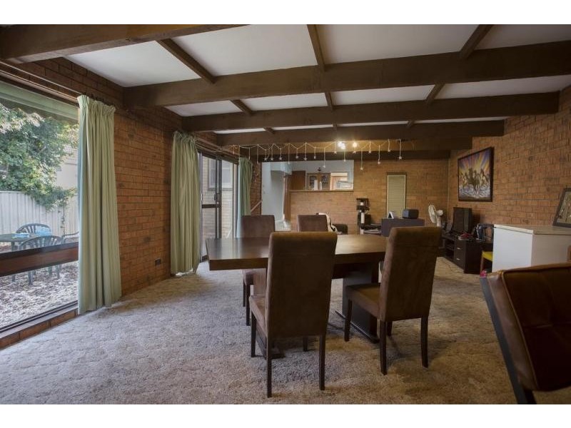 17 Cahill Street, White Hills VIC 3550