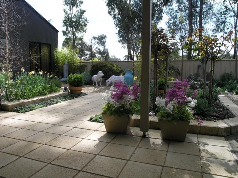 42 Pioneer Drive, Maiden Gully VIC 3551