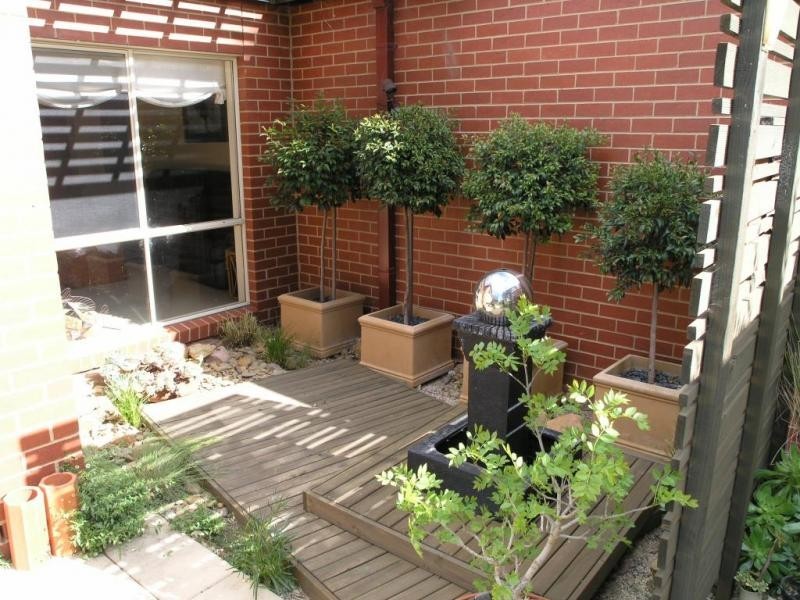 42 Pioneer Drive, Maiden Gully VIC 3551