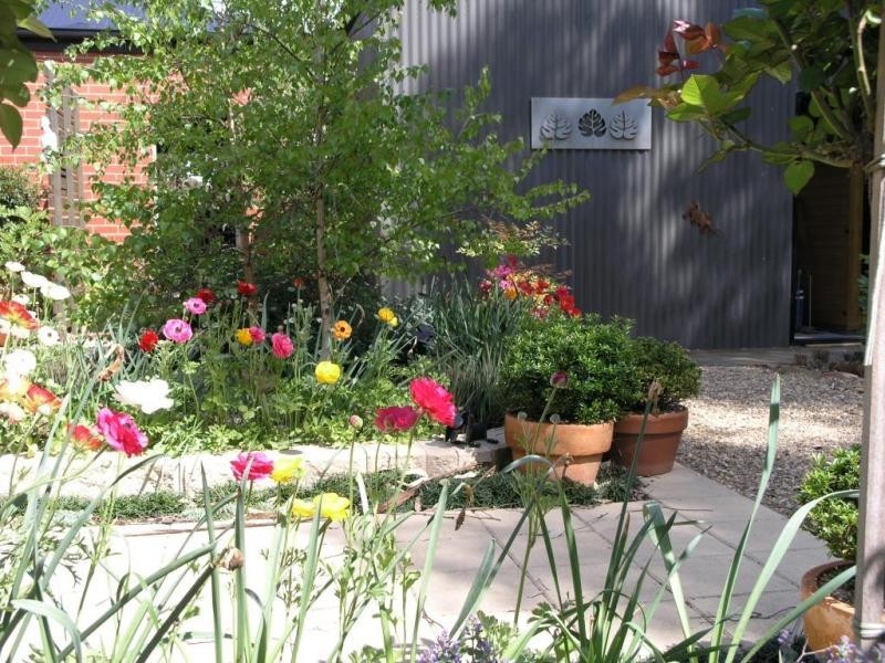 42 Pioneer Drive, Maiden Gully VIC 3551