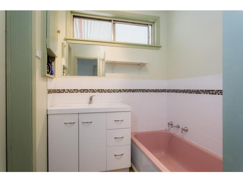 12 Owen Street, Kennington VIC 3550