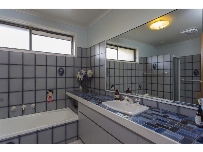 15 Goynes Road, Epsom VIC 3551