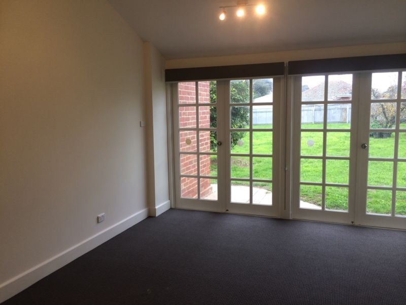 13 Burrell Street, Flora Hill VIC 3550