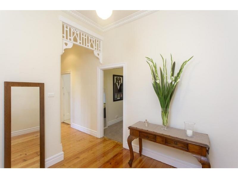 4 Reginald Street, Quarry Hill VIC 3550
