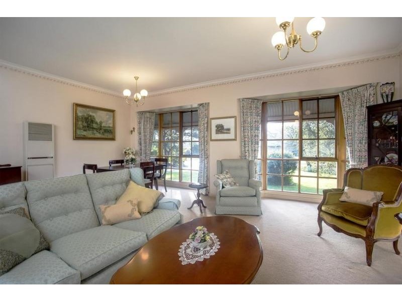 10 Hollywood Court, Strathdale VIC 3550