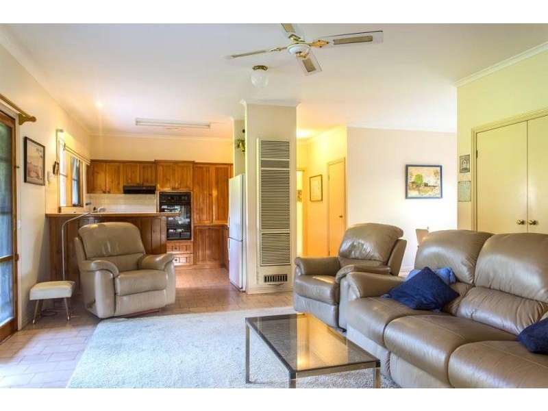 10 Hollywood Court, Strathdale VIC 3550