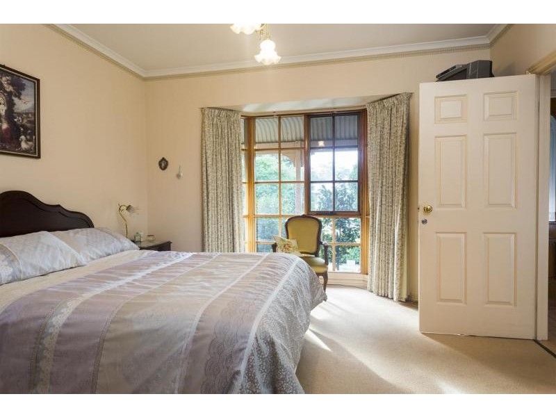 10 Hollywood Court, Strathdale VIC 3550