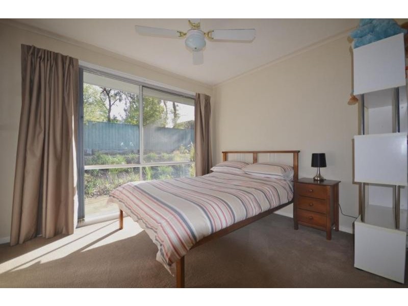 13 Benjamin Court, Flora Hill VIC 3550