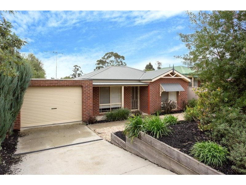 26 Watson Avenue, Eaglehawk VIC 3556