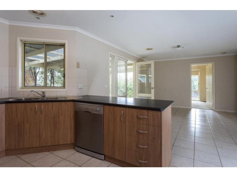 26 Watson Avenue, Eaglehawk VIC 3556