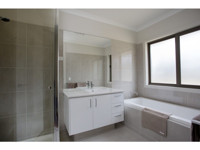 45 Ridge Rd, Junortoun VIC 3551
