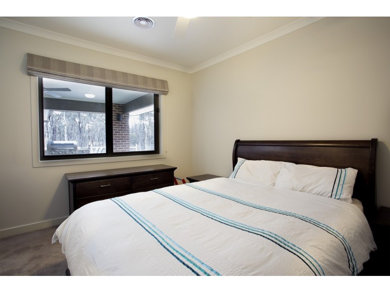 45 Ridge Rd, Junortoun VIC 3551