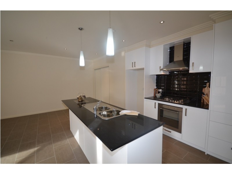 72 Chum Street, Golden Square VIC 3555