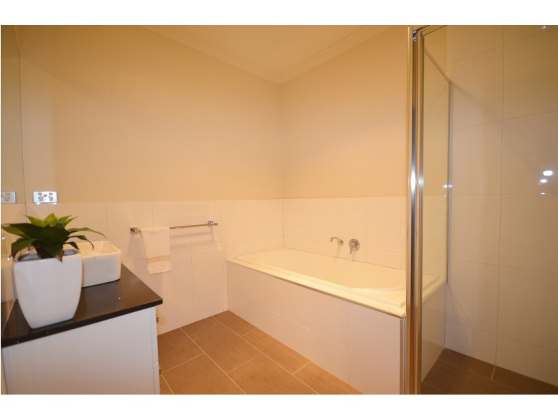 72 Chum Street, Golden Square VIC 3555