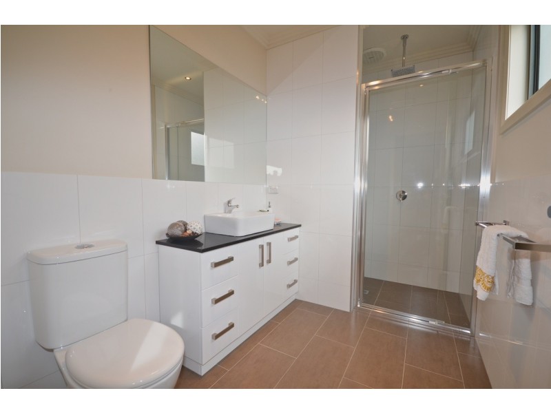 72 Chum Street, Golden Square VIC 3555