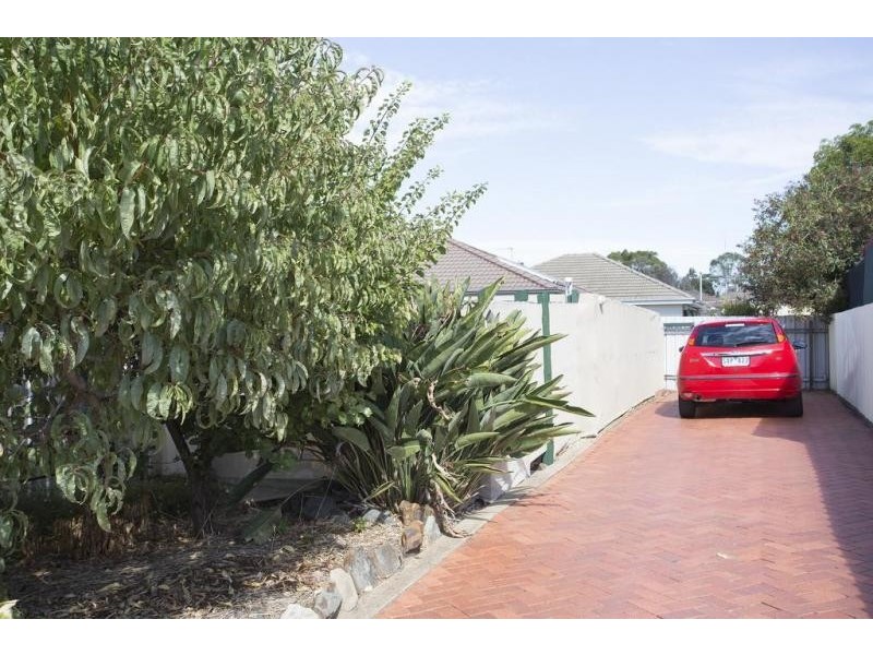 10 Barker St, California Gully VIC 3556
