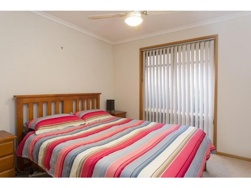 1/62 Lloyd Street, Strathdale VIC 3550