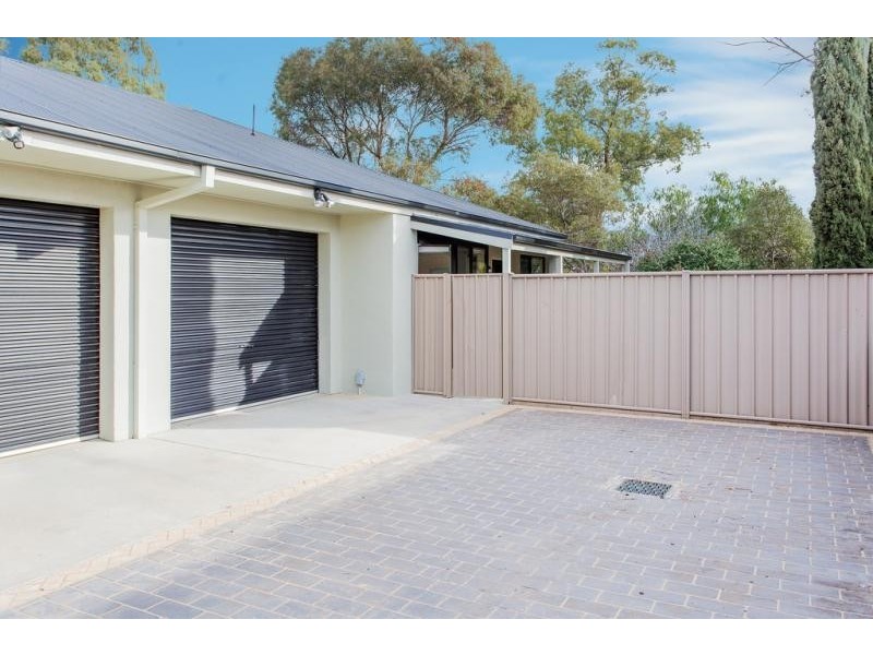 2/82 Sternberg Street, Kennington VIC 3550