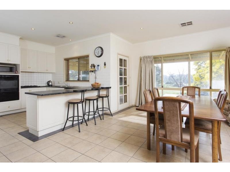 293 Bakers Lane, Strathfieldsaye VIC 3551