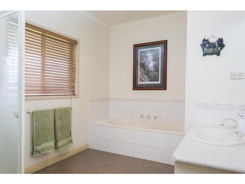 293 Bakers Lane, Strathfieldsaye VIC 3551