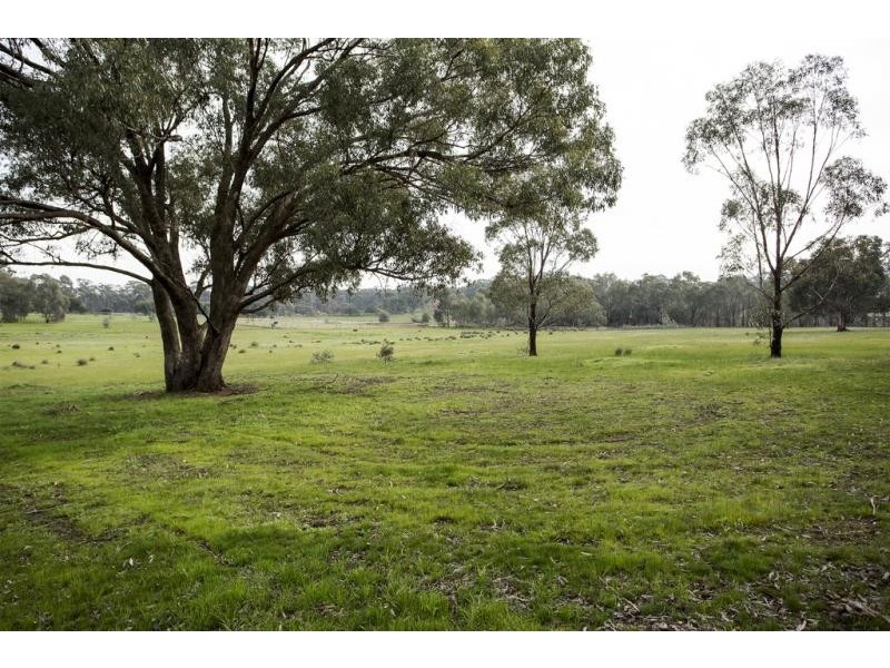 293 Bakers Lane, Strathfieldsaye VIC 3551