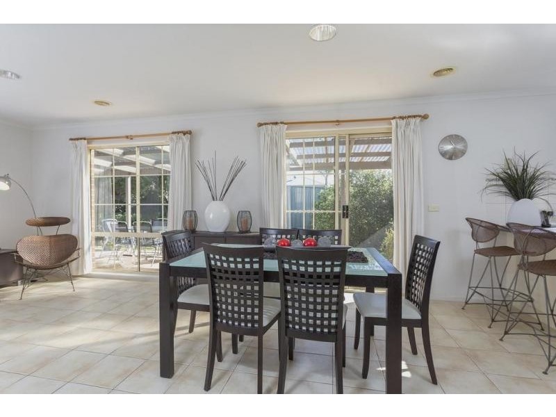 10 Jaime Court, Spring Gully VIC 3550