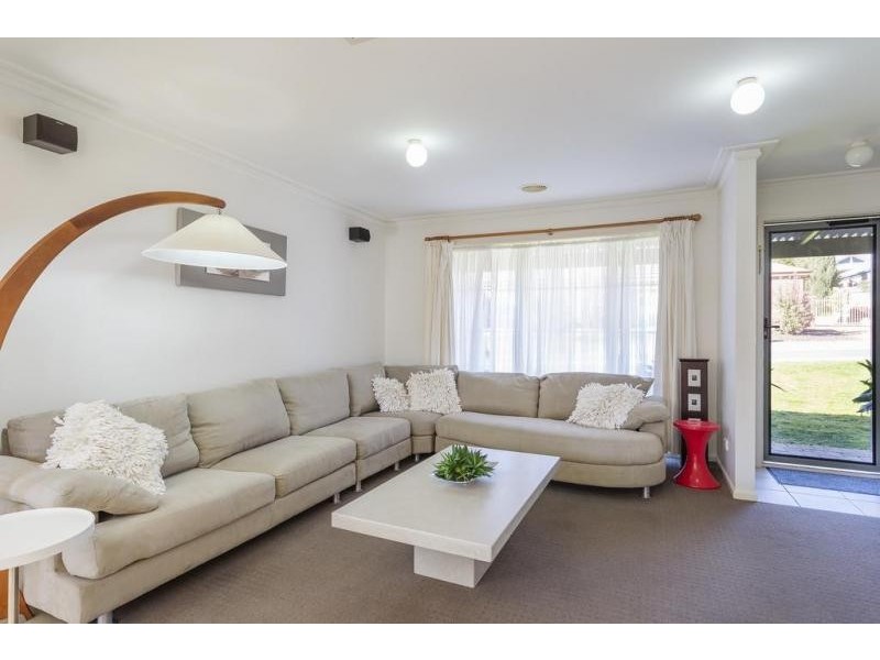 10 Jaime Court, Spring Gully VIC 3550