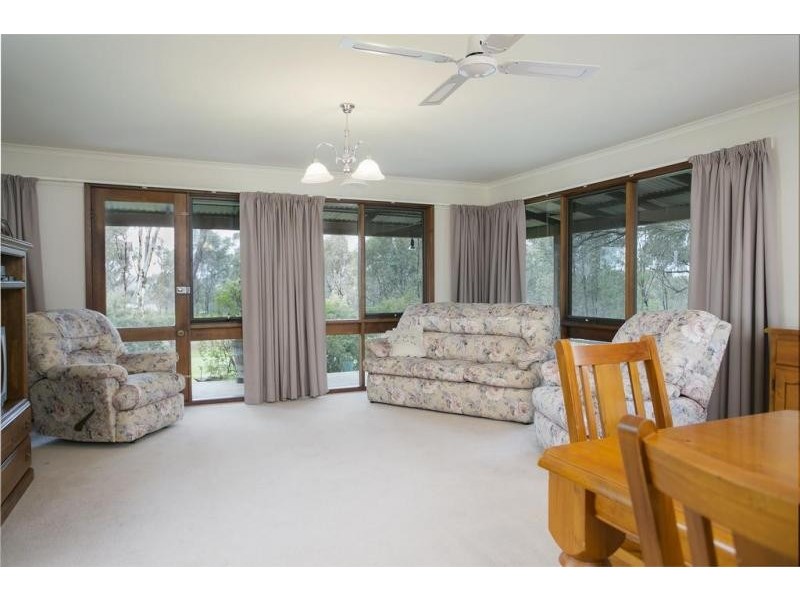 131 Sugarloaf Road, Axedale VIC 3551