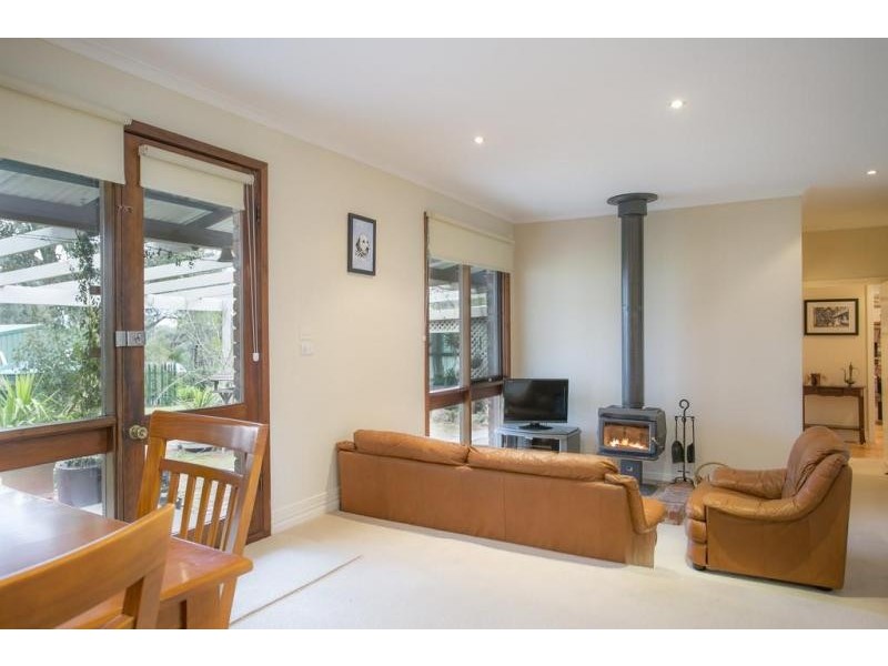 131 Sugarloaf Road, Axedale VIC 3551