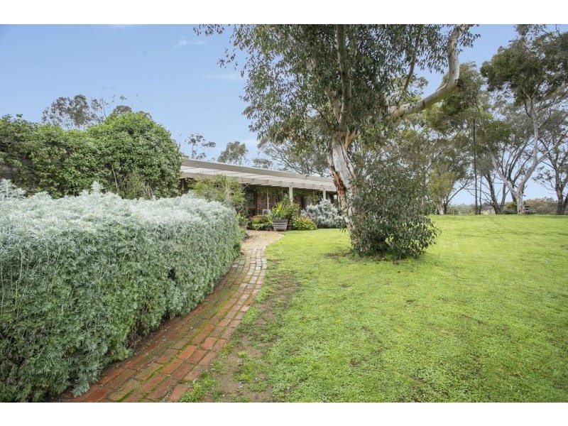 131 Sugarloaf Road, Axedale VIC 3551