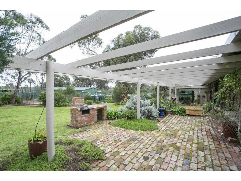 131 Sugarloaf Road, Axedale VIC 3551