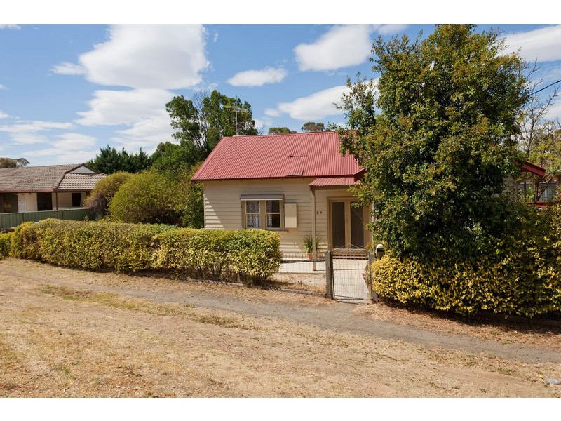 84 Specimen Hill Road, Golden Square VIC 3555