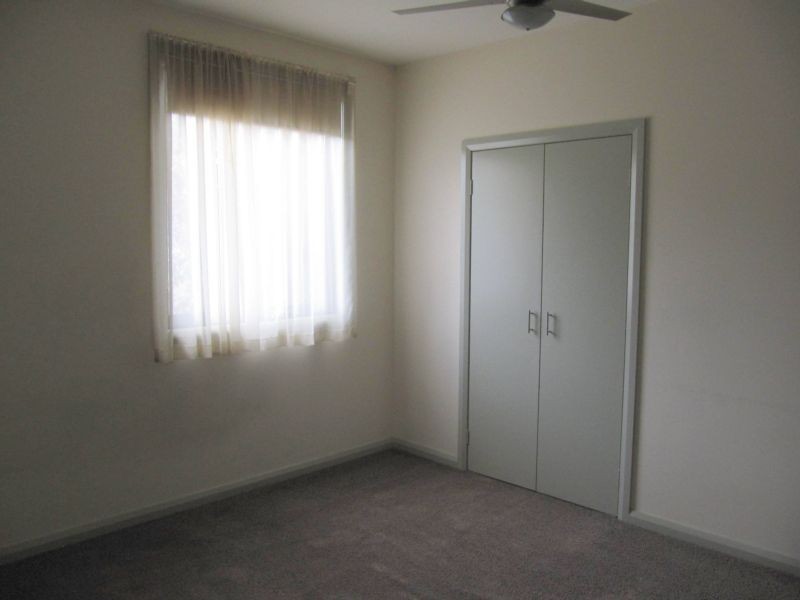 21 Crusoe Road, Kangaroo Flat VIC 3555