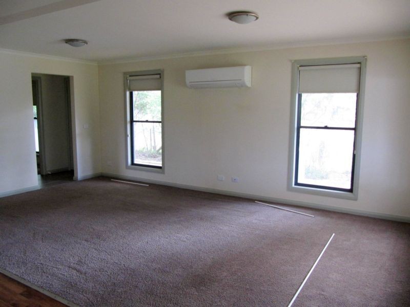 21 Crusoe Road, Kangaroo Flat VIC 3555