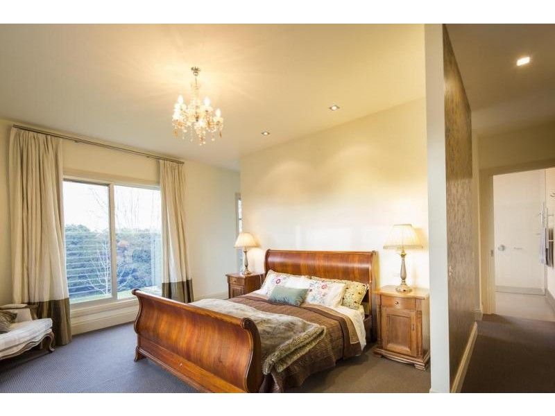 21 Cahills Road, Mandurang VIC 3551